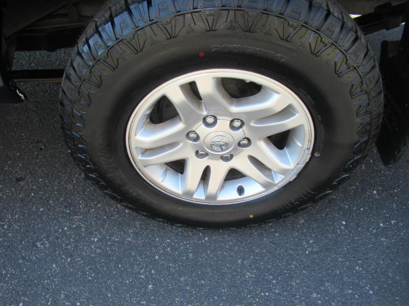 Toyota Tundra SR5 Access Cab 4WD 2004