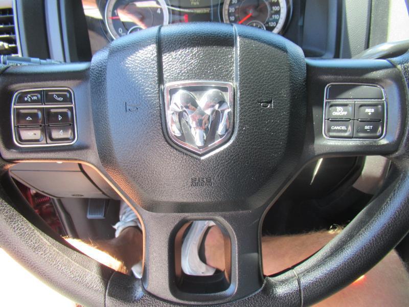 RAM 2500 Tradesman Crew Cab SWB 4WD 2017