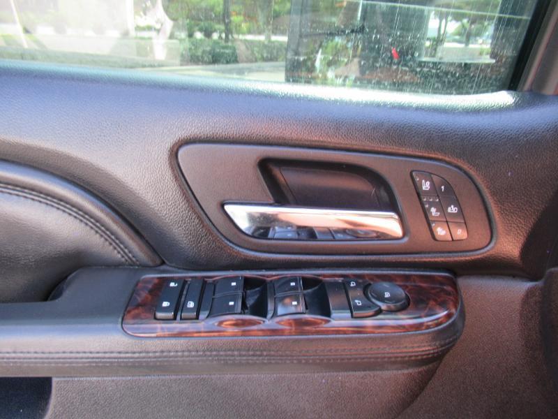 GMC Sierra 2500HD Denali Crew Cab 4WD 2013
