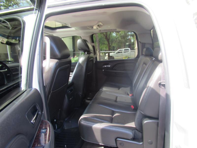 GMC Sierra 2500HD Denali Crew Cab 4WD 2013