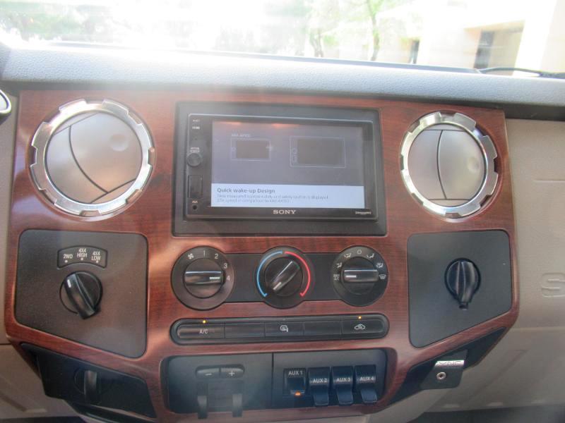 Ford F-250 SD Cabela Crew Cab 4WD 2010