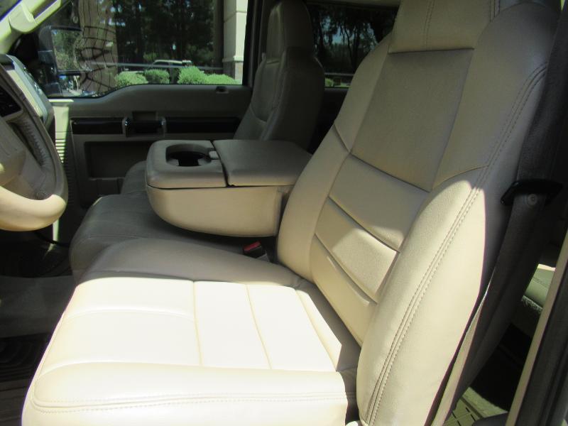 Ford F-250 SD Lariat Crew Cab 4WD 2009