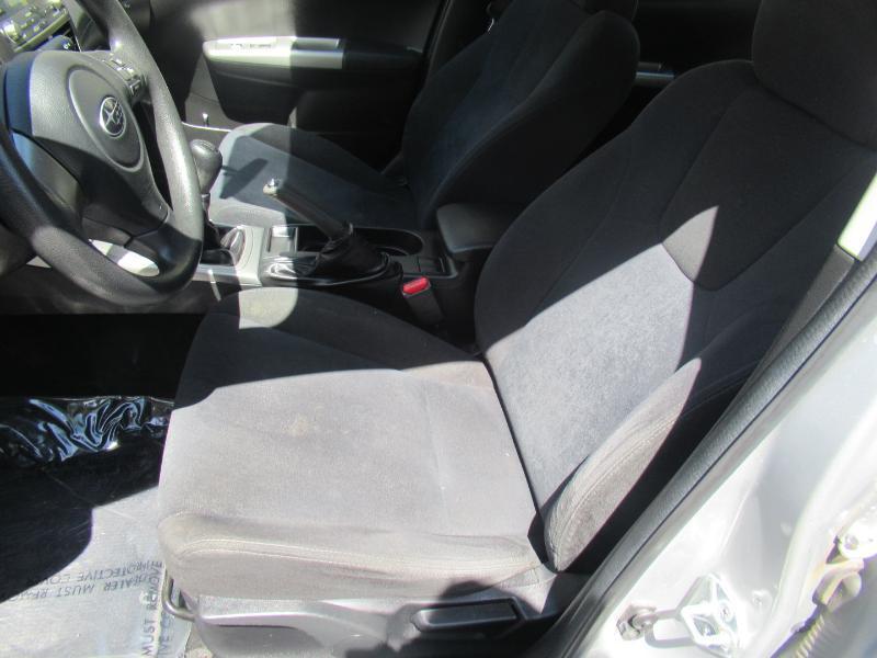 Subaru Impreza 2.5i 5-door 2009
