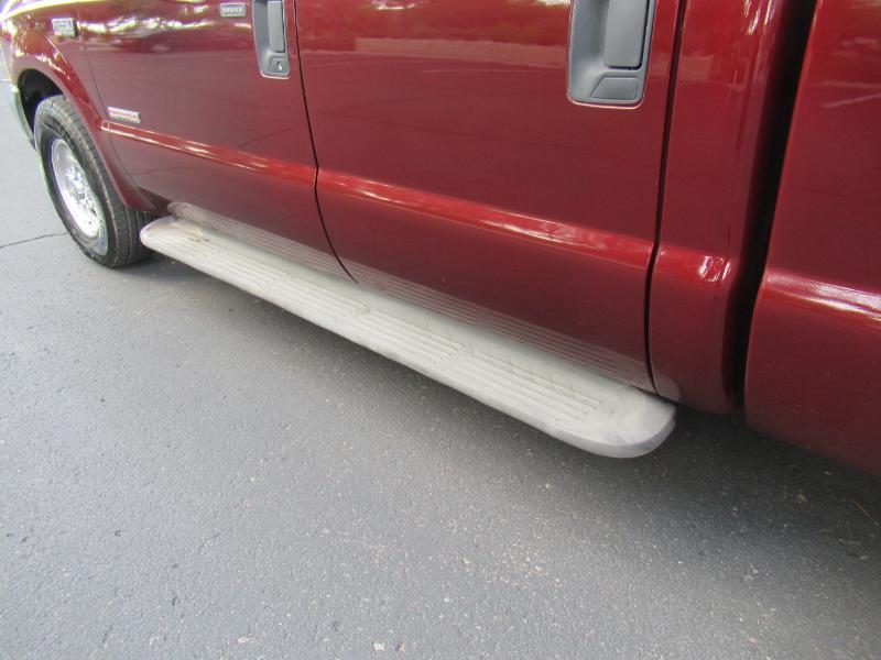 Ford F-250 SD Lariat Crew Cab 2WD 2004