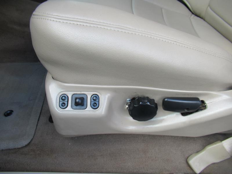 Ford F-250 SD Lariat Crew Cab 2WD 2004