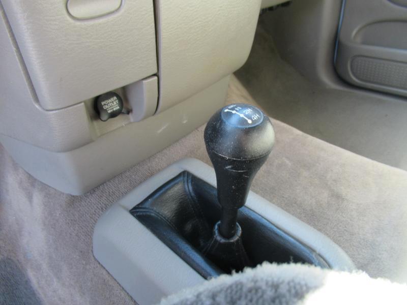 Dodge Ram 3500 SLT Quad Cab Long Bed 4WD DRW 2003