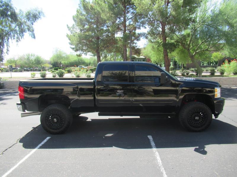 Chevrolet Silverado 2500HD LT Crew Cab 4WD 2012