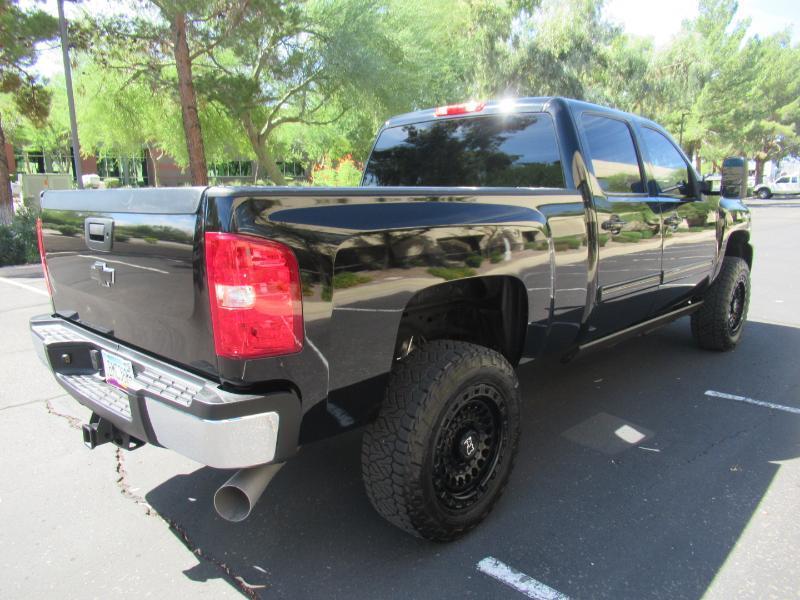 Chevrolet Silverado 2500HD LT Crew Cab 4WD 2012