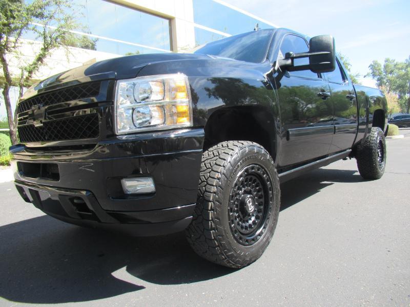 Chevrolet Silverado 2500HD LT Crew Cab 4WD 2012