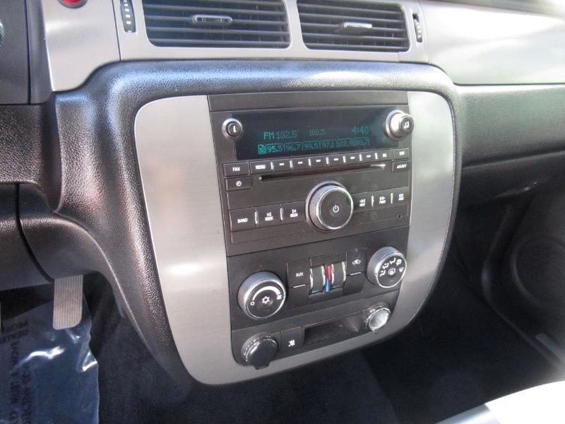 Chevrolet Suburban LT1 1500 2WD 2008