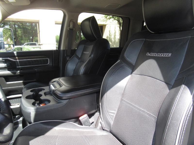 RAM 2500 Laramie Crew Cab SWB 4WD 2020