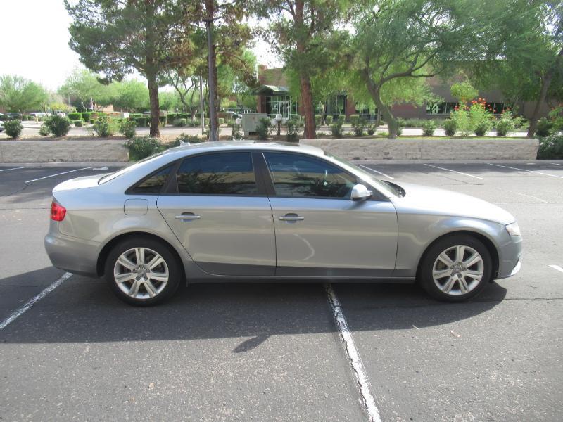Audi A4 2.0 T Sedan FrontTrak Multitronic 2011