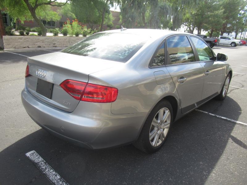 Audi A4 2.0 T Sedan FrontTrak Multitronic 2011
