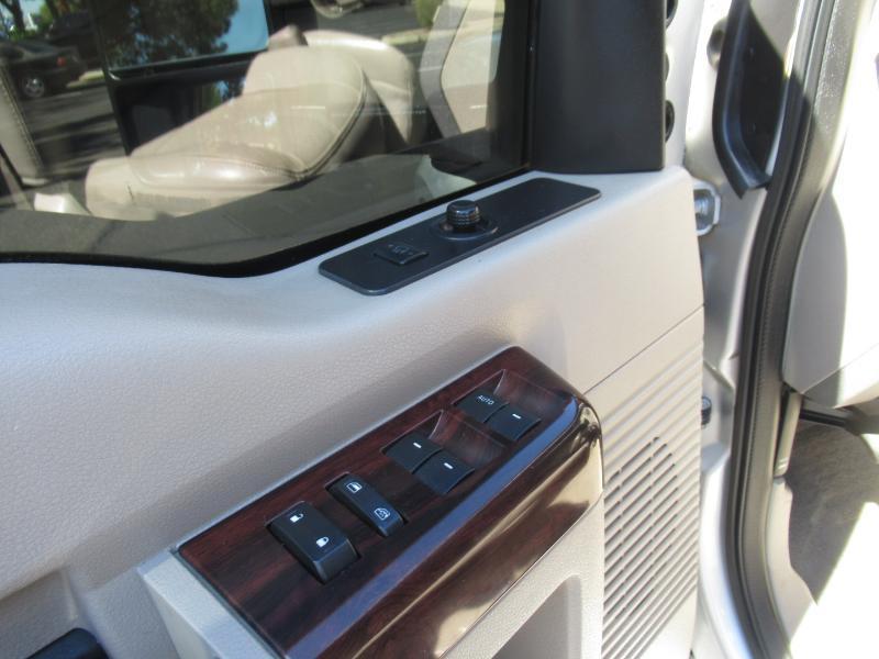 Ford F-450 SD XLT Crew Cab 4WD 2008