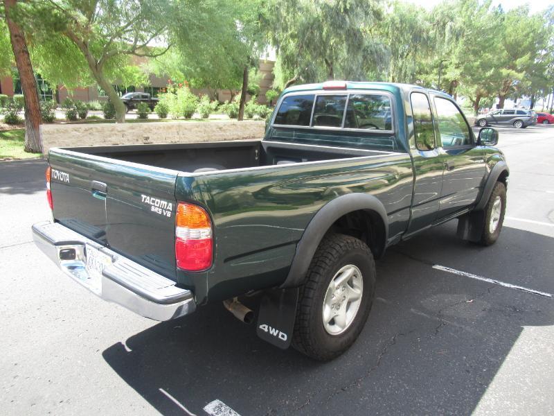 Toyota Tacoma Xtracab V6 4WD 2001