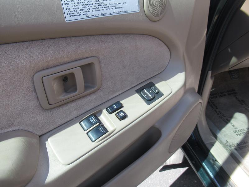 Toyota Tacoma Xtracab V6 4WD 2001