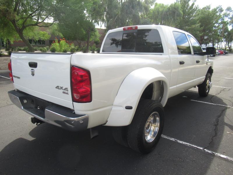 Dodge Ram 3500 Laramie Mega Cab 4WD DRW 2007