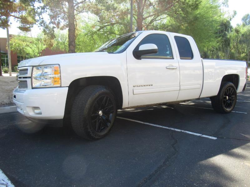 Chevrolet Silverado 1500 LTZ Ext. Cab Long Box 4WD 2013