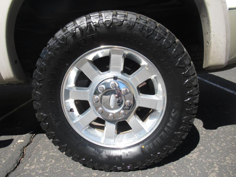 Ford F-250 SD Lariat Crew Cab 4WD 2010