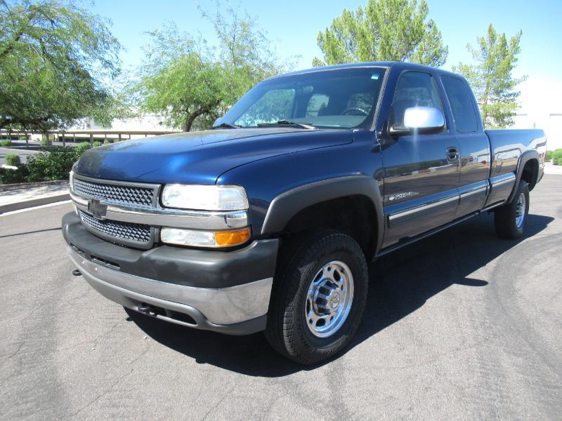 Chevrolet Silverado 2500HD LT Ext. Cab Long Bed 4WD 2002