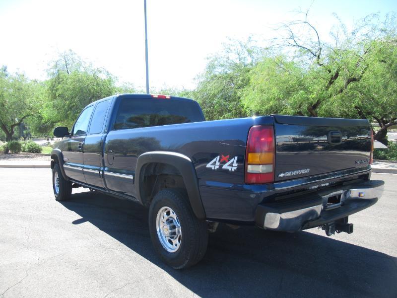 Chevrolet Silverado 2500HD LT Ext. Cab Long Bed 4WD 2002