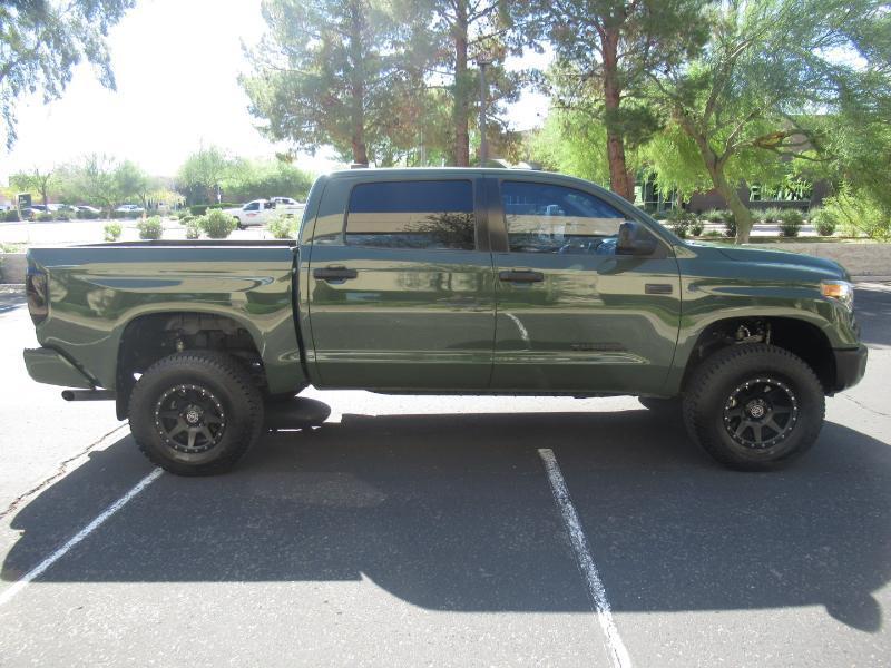 Toyota Tundra SR5 5.7L V8 CrewMax 4WD 2021