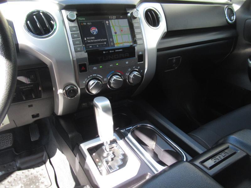 Toyota Tundra SR5 5.7L V8 CrewMax 4WD 2021