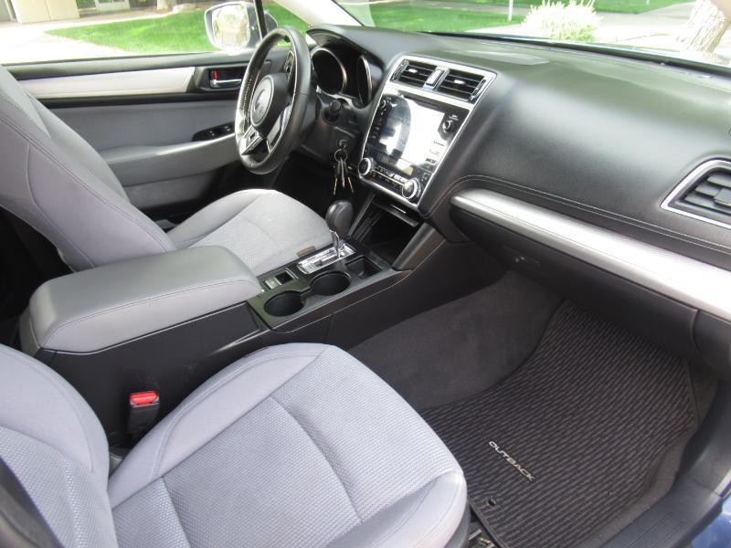 Subaru Outback 2.5i Premium 2019