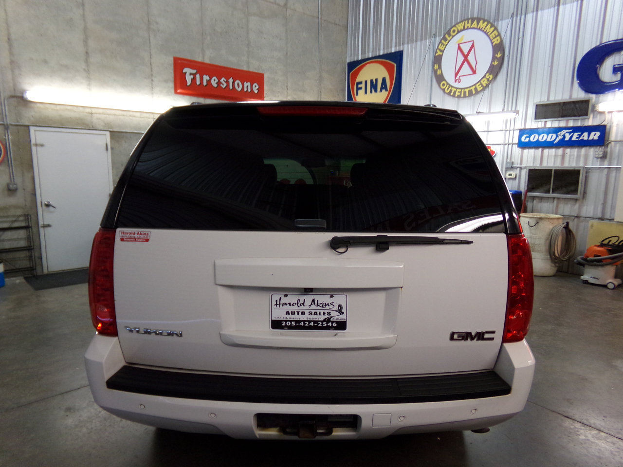 GMC Yukon SLT 4WD 2013