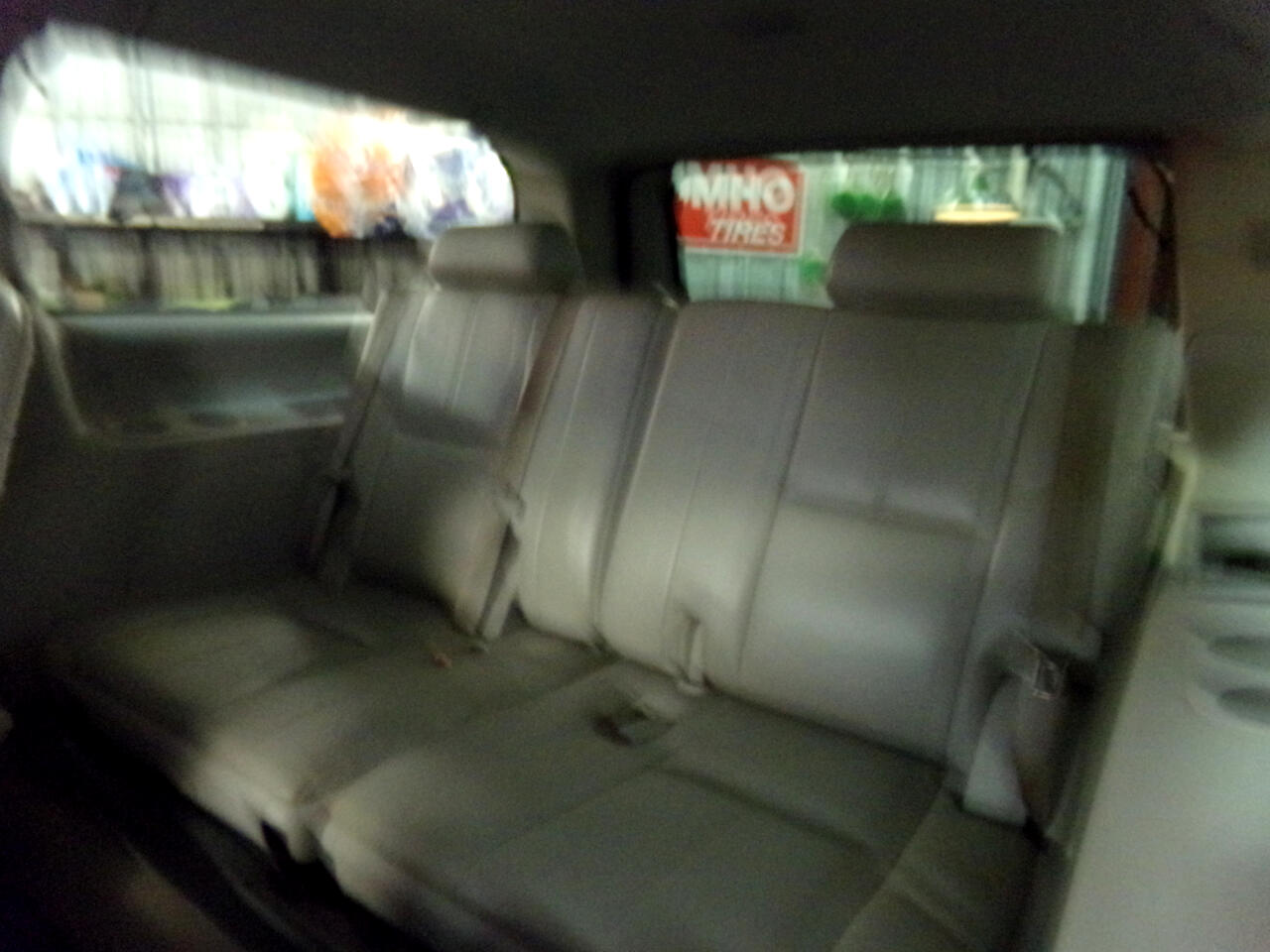 Chevrolet Suburban LT 1500 2WD 2012