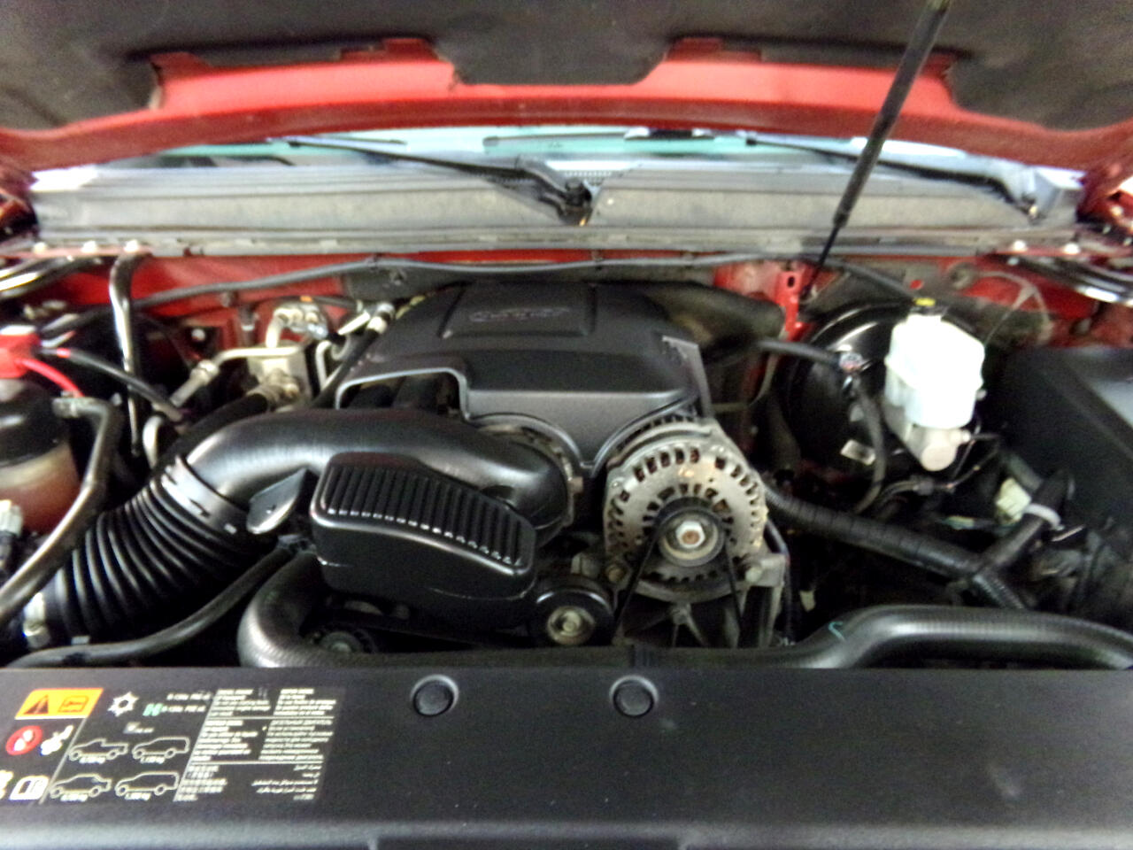 Chevrolet Suburban LT 1500 2WD 2012