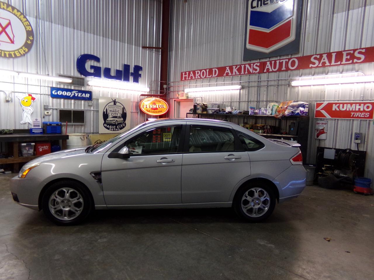 Ford Focus SE Sedan 2008