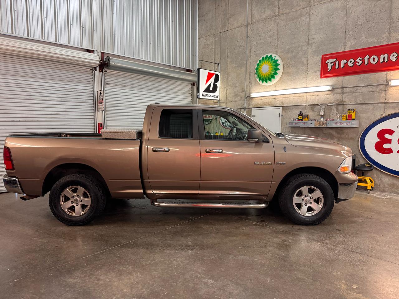 Dodge Ram 1500 SLT Quad Cab 4WD 2009