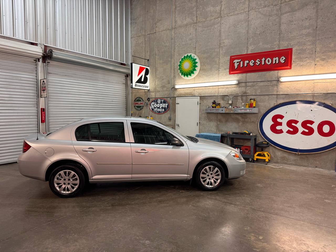 Chevrolet Cobalt Sedan 2005
