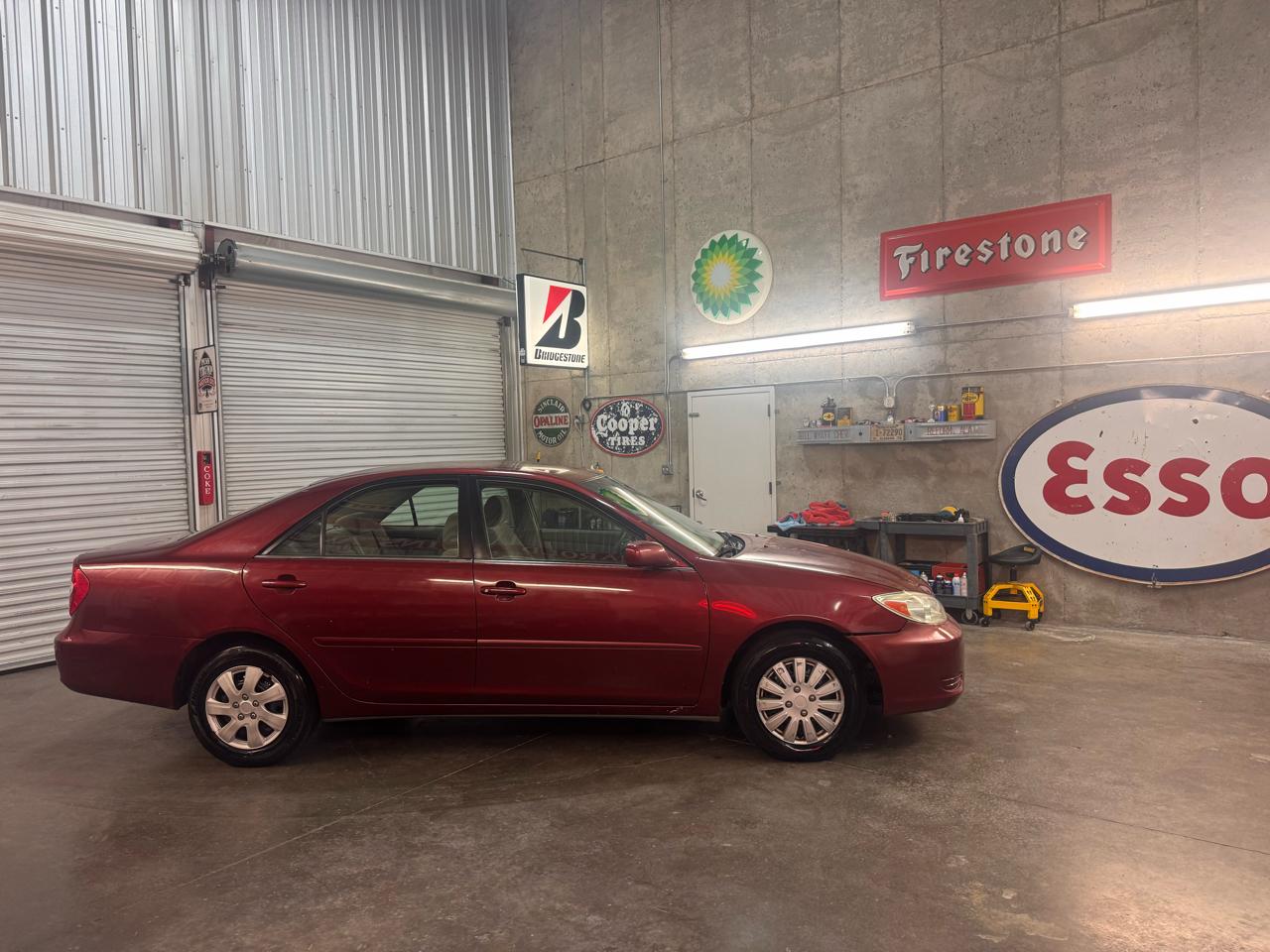 Toyota Camry Standard 2004