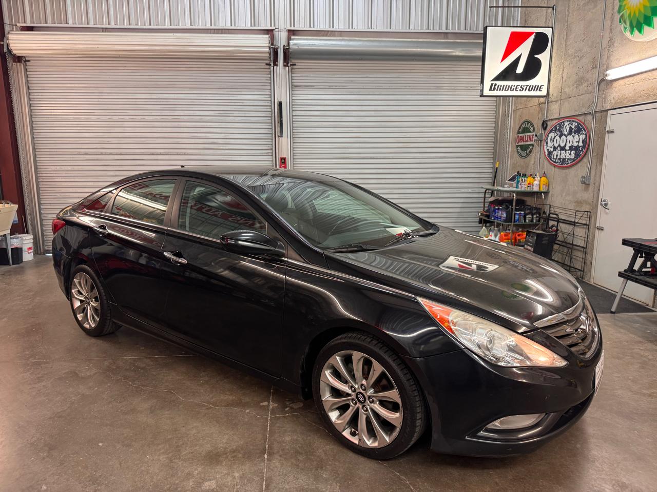 Hyundai Sonata Limited Auto 2011