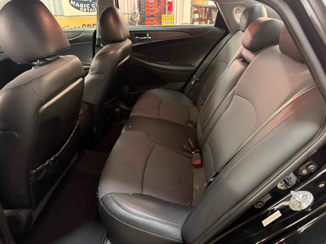 Hyundai Sonata Limited Auto 2011