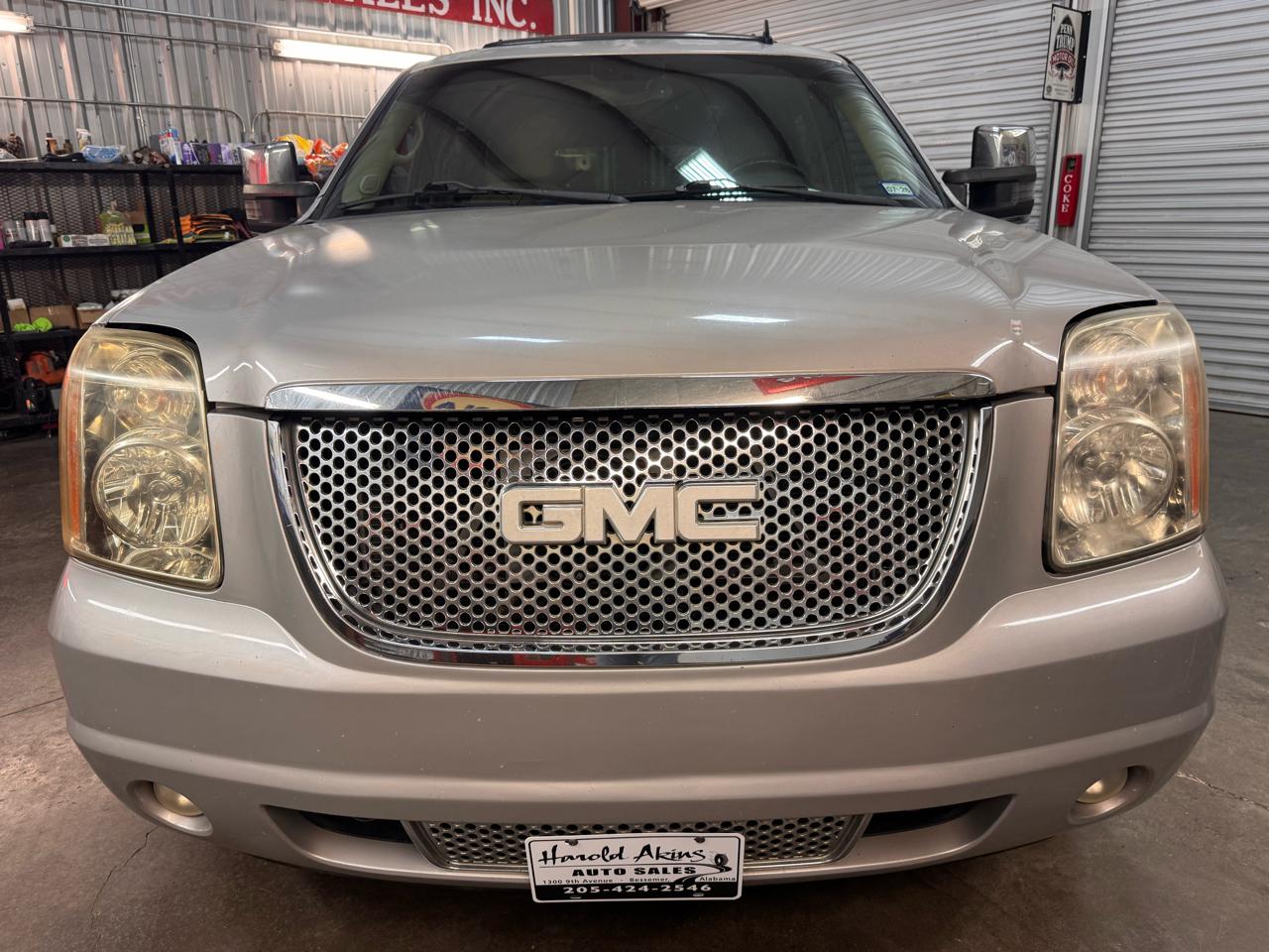 GMC Yukon Denali XL 4WD 2009