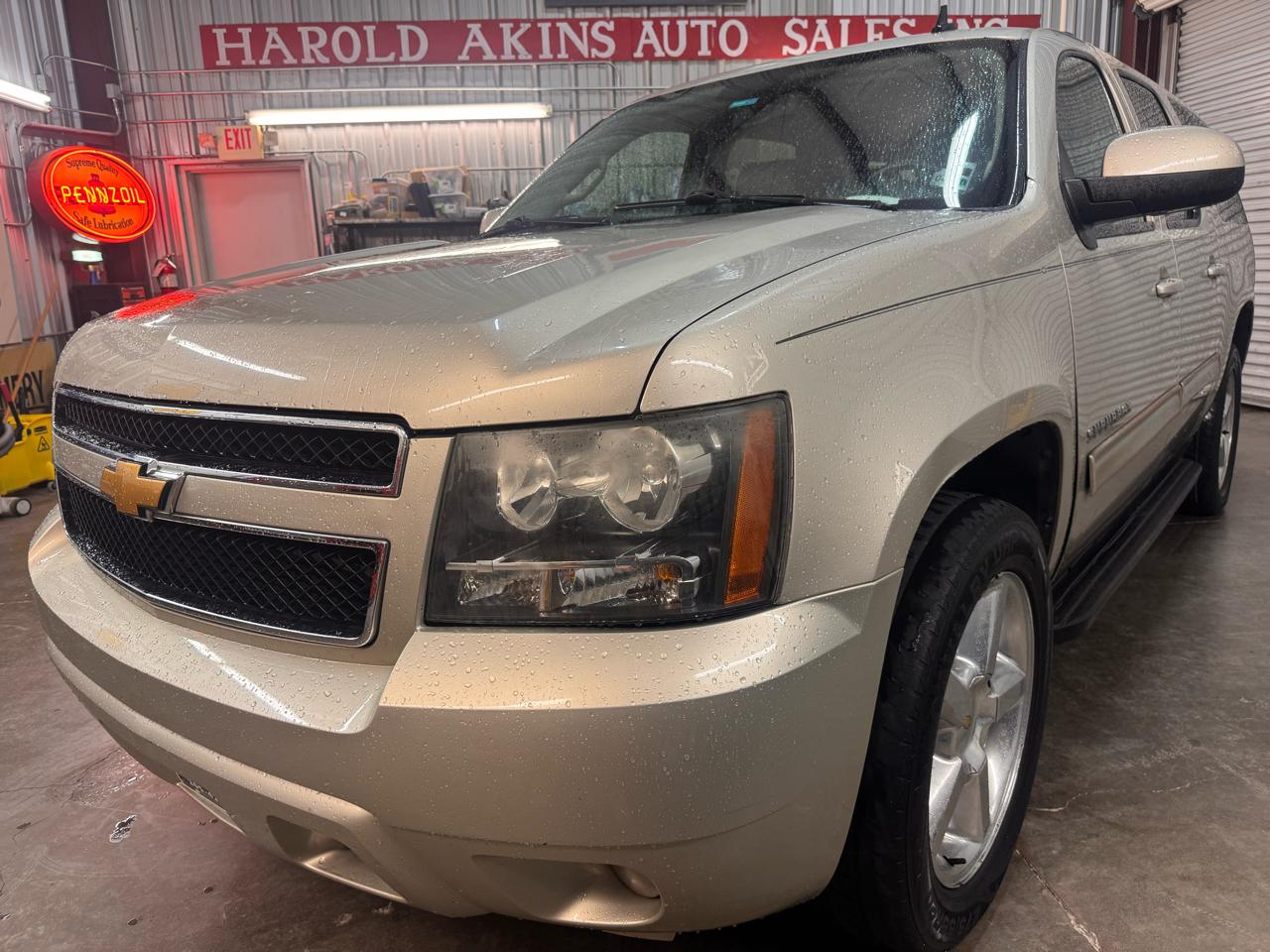 2013 Chevrolet Suburban LT 1500 2WD