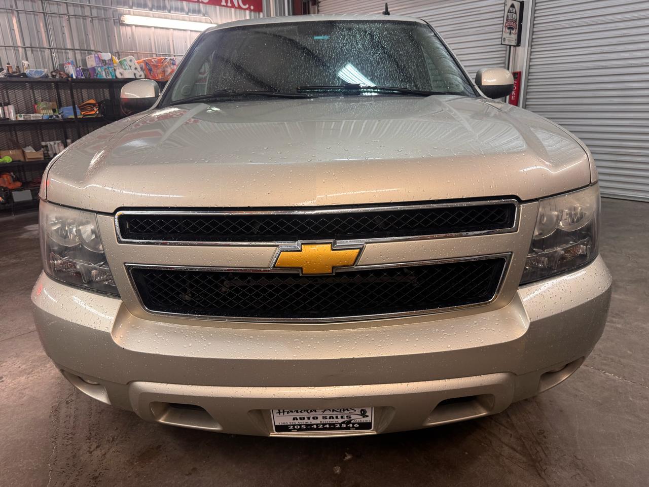 Chevrolet Suburban LT 1500 2WD 2013