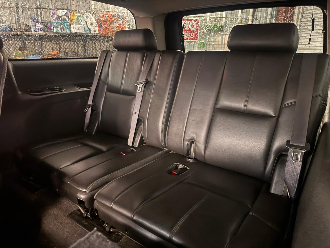 Chevrolet Suburban LT 1500 2WD 2013
