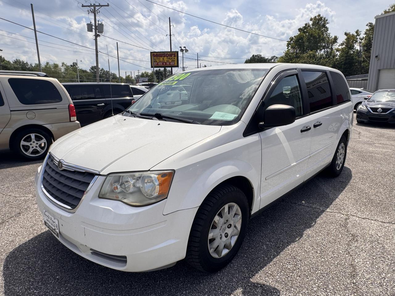 2008 Chrysler Town & Country LX