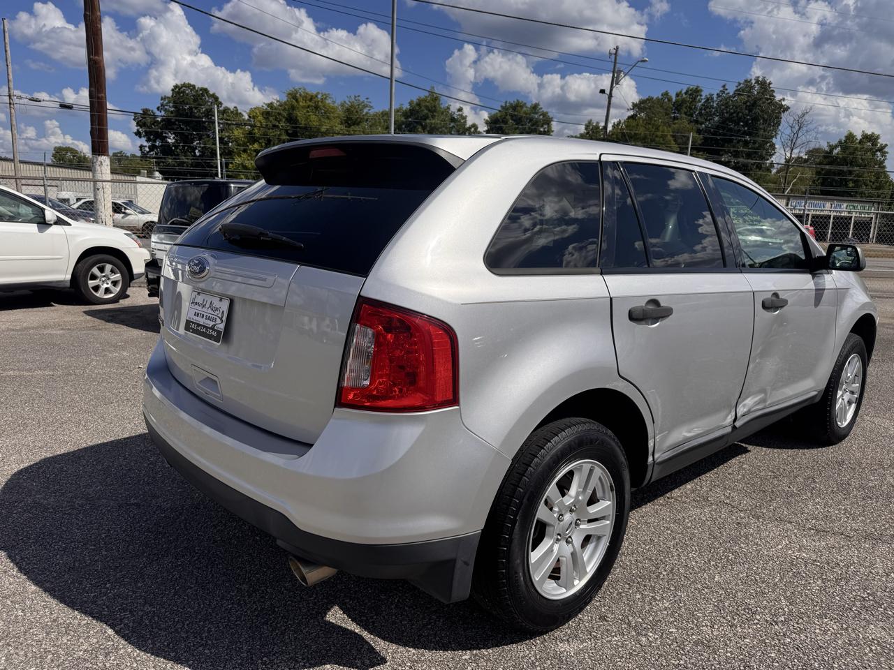 Ford Edge SE FWD 2012