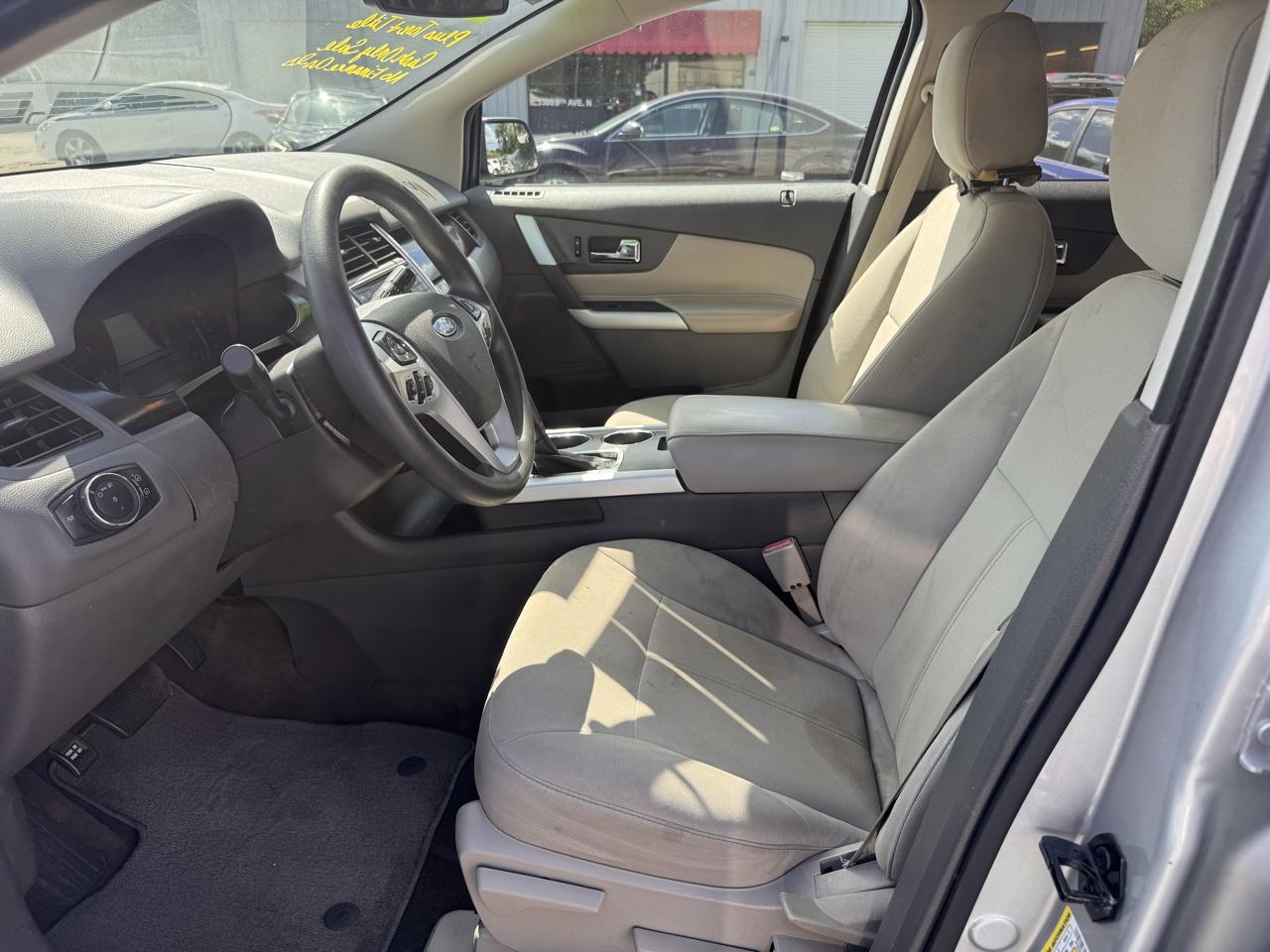 Ford Edge SE FWD 2012