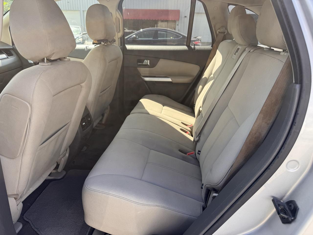 Ford Edge SE FWD 2012