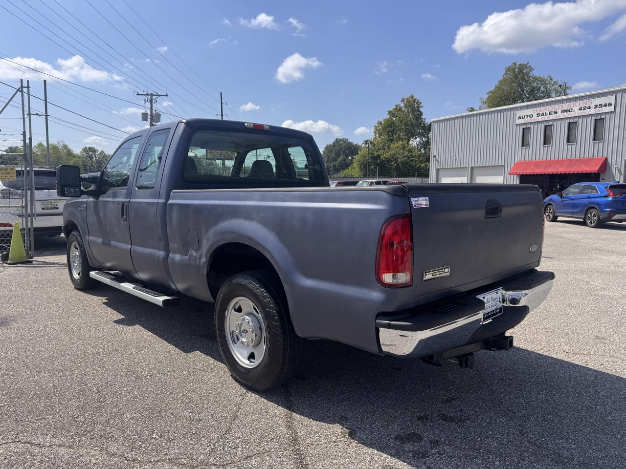 Ford F-250 SD XLT SuperCab Long Bed 2WD 2006