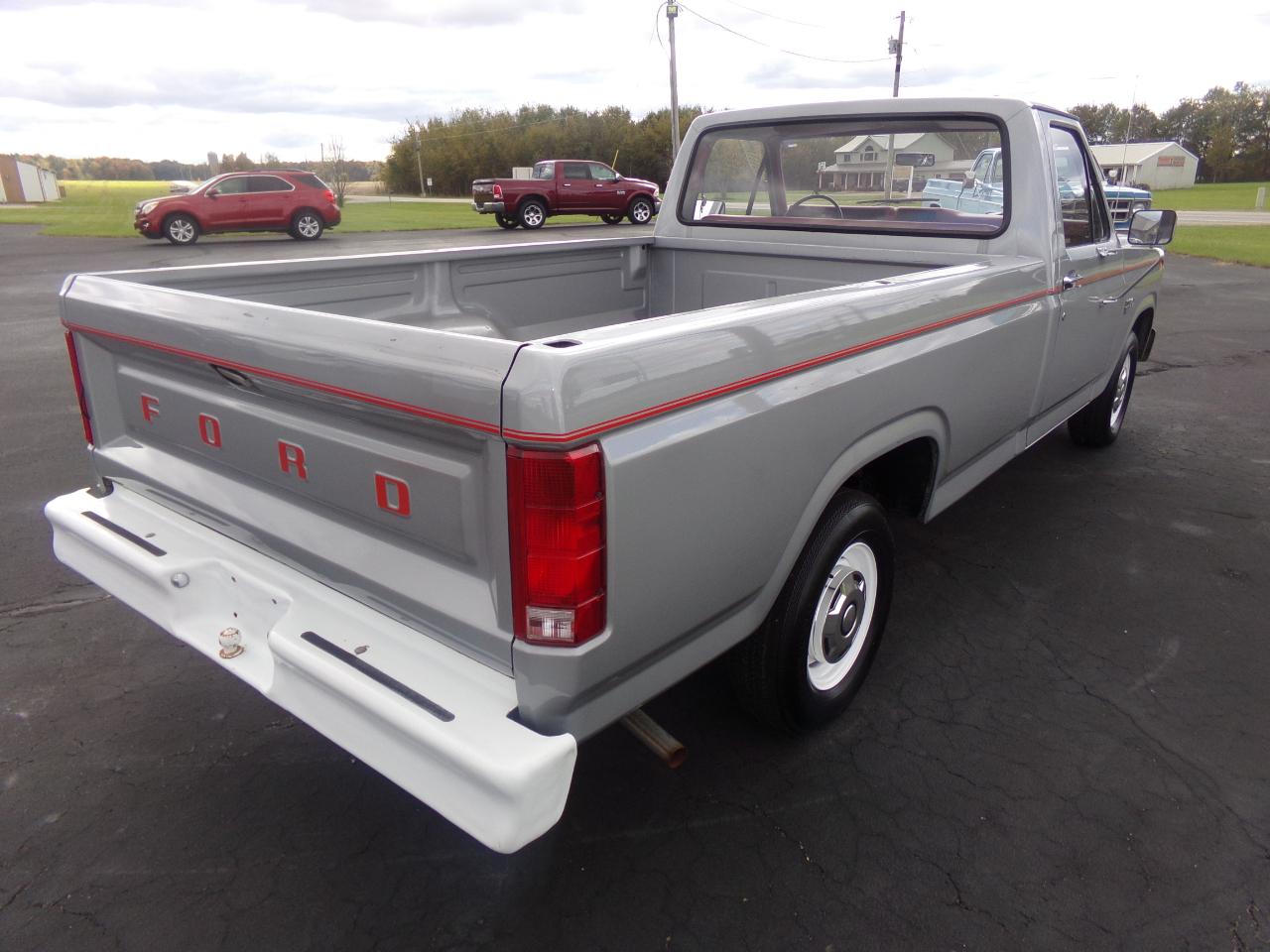 Ford Pickup F-150 Styleside 1985
