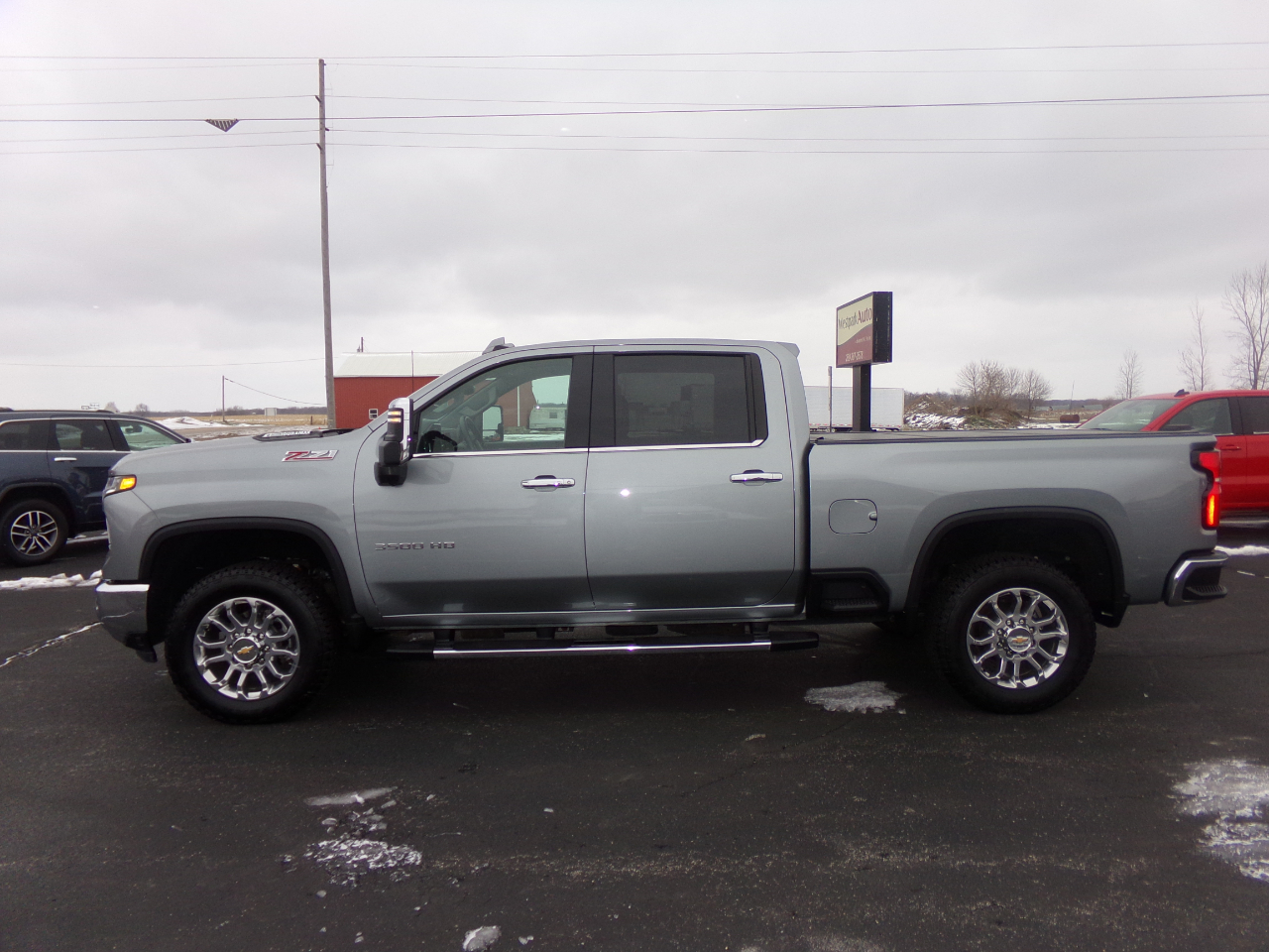 Chevrolet Silverado 3500HD 4WD Crew Cab 159" LTZ 2024