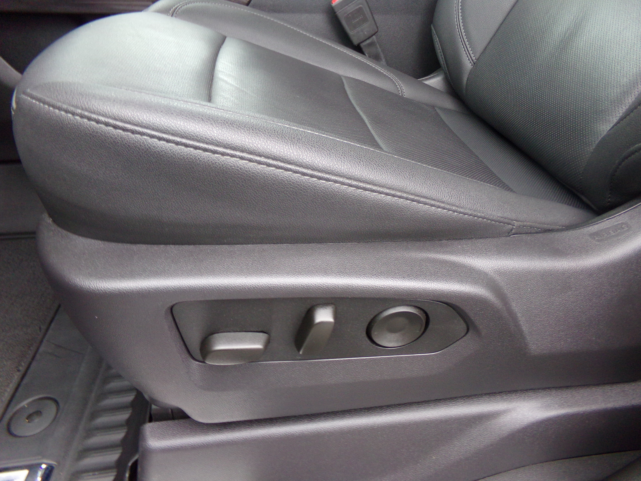 Chevrolet Silverado 3500HD 4WD Crew Cab 159" LTZ 2024