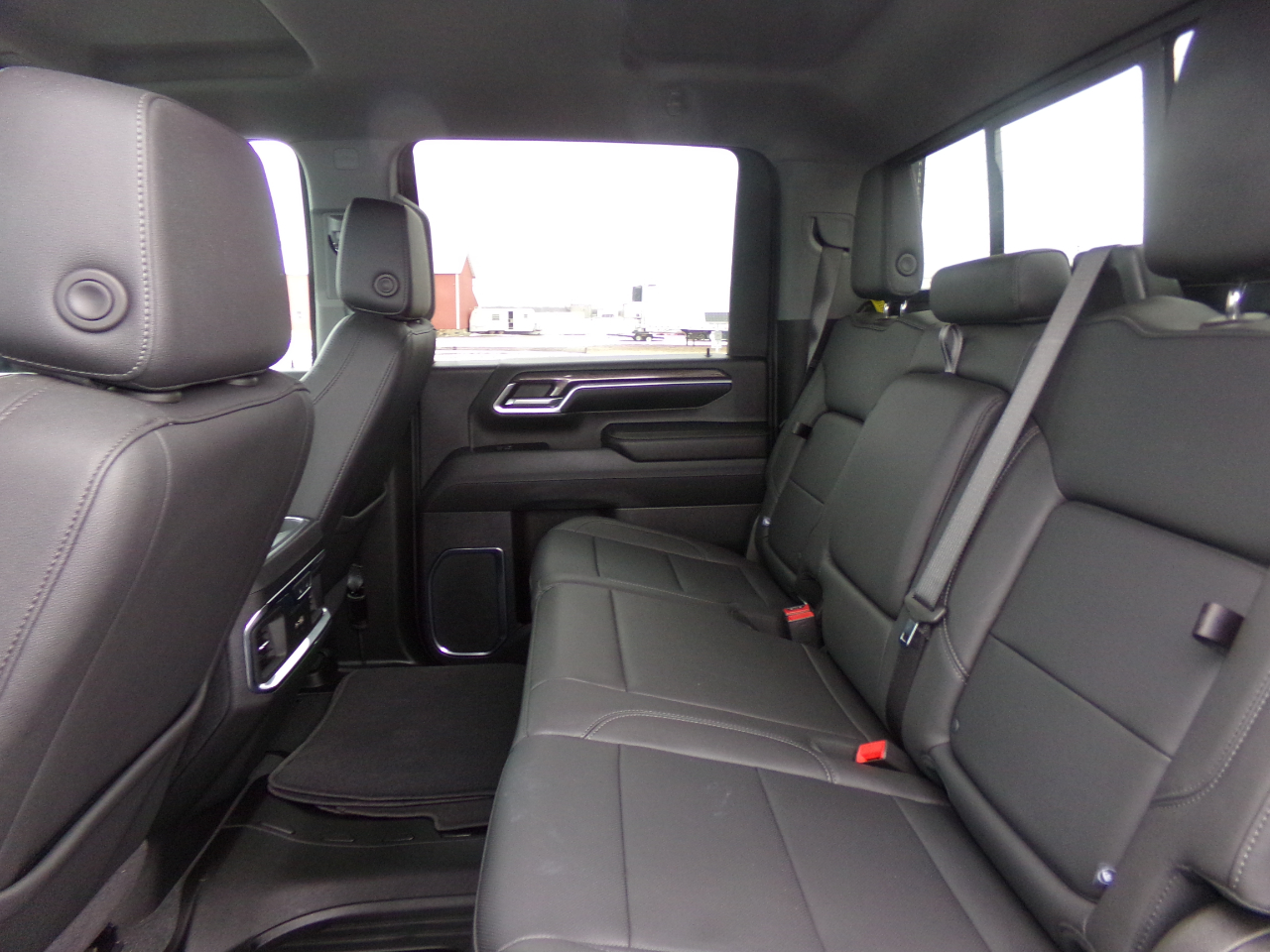 Chevrolet Silverado 3500HD 4WD Crew Cab 159" LTZ 2024